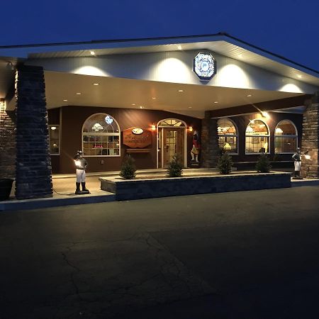 Landmark Motor Inn Glens Falls Kültér fotó