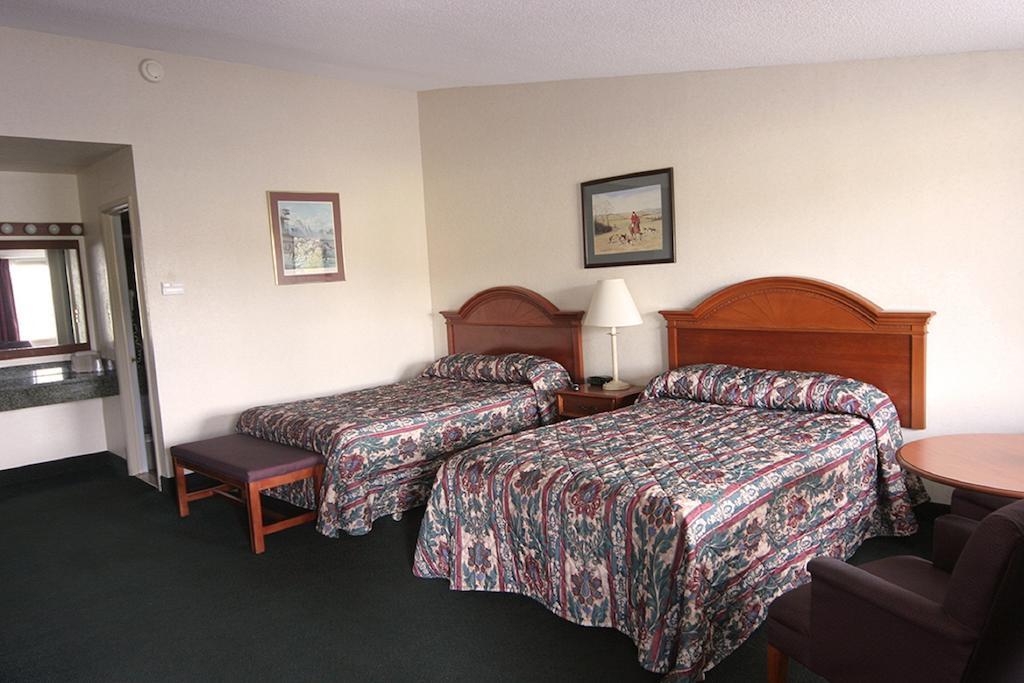 Landmark Motor Inn Glens Falls Szoba fotó
