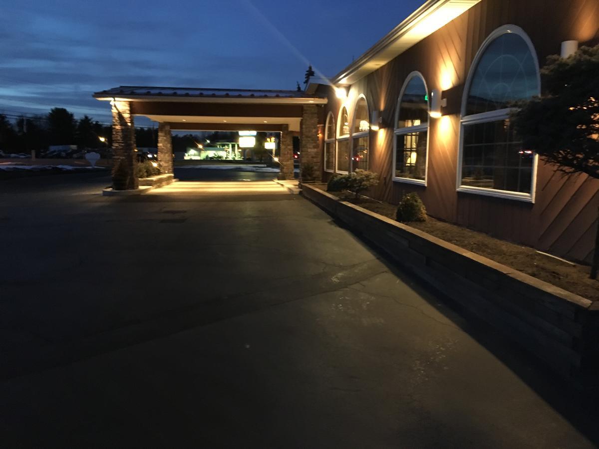 Landmark Motor Inn Glens Falls Kültér fotó